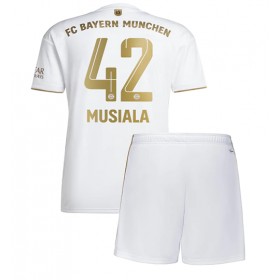 Baby Fußballbekleidung Bayern Munich Jamal Musiala #42 Auswärtstrikot 2022-23 Kurzarm (+ kurze hosen)